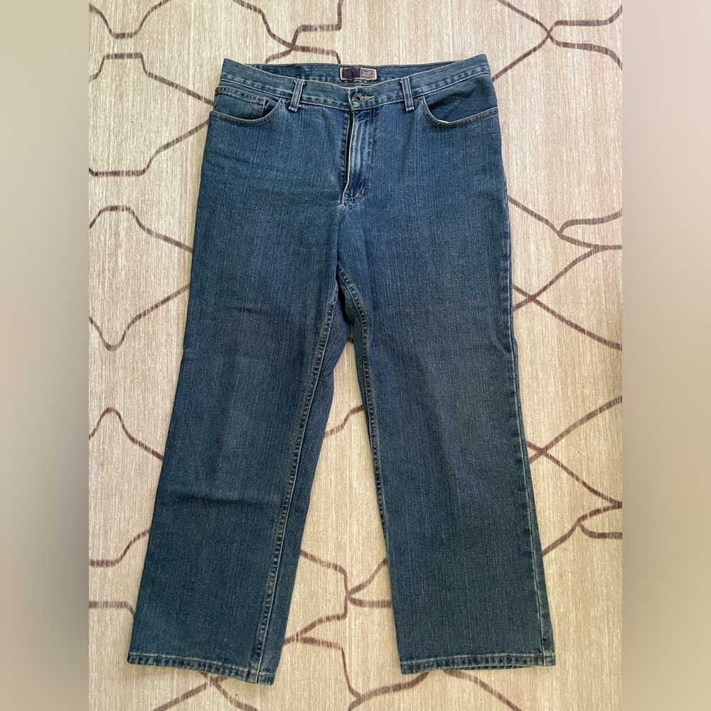 IZOD Jeans Men's 34x29 Relaxed Fit Straight Blue Dark Wash Denim